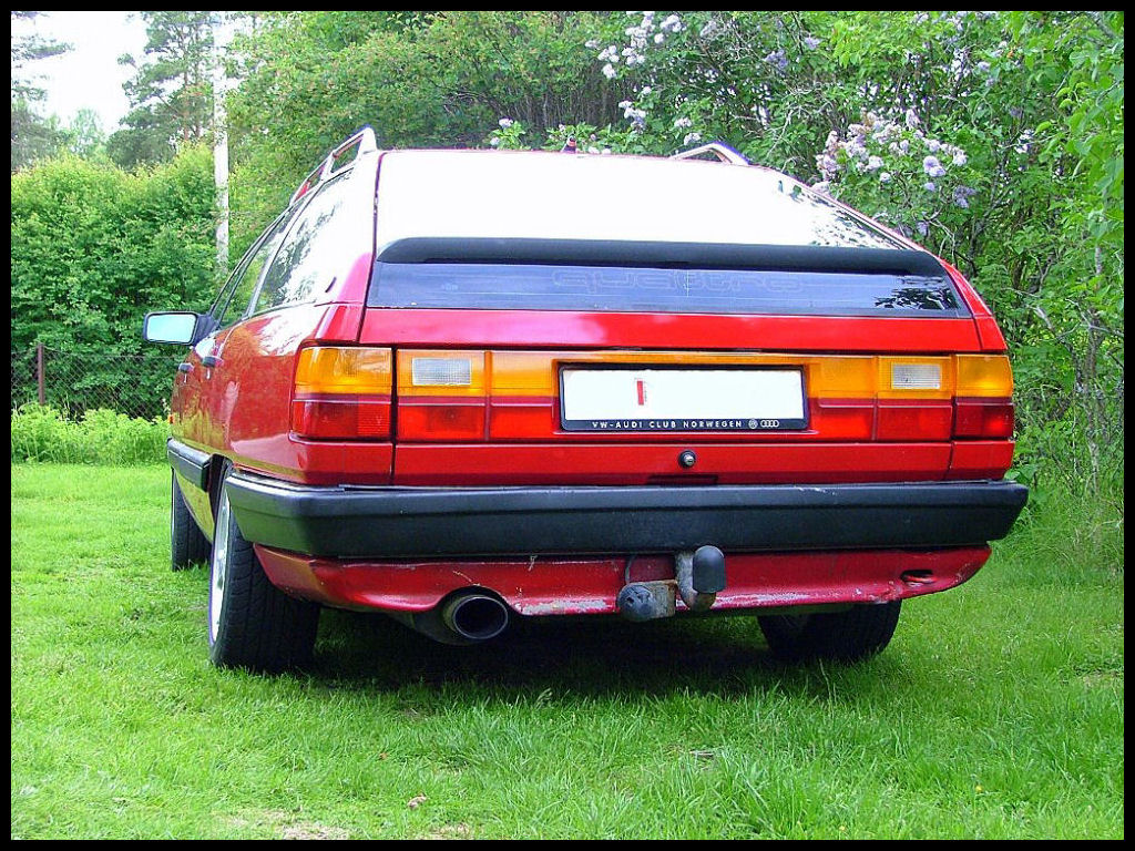 Audi 100