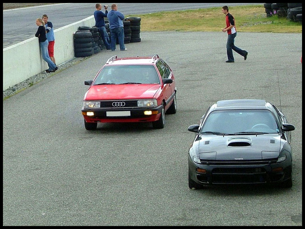 Audi 100