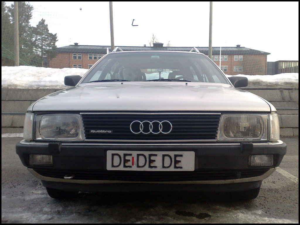 Audi 100