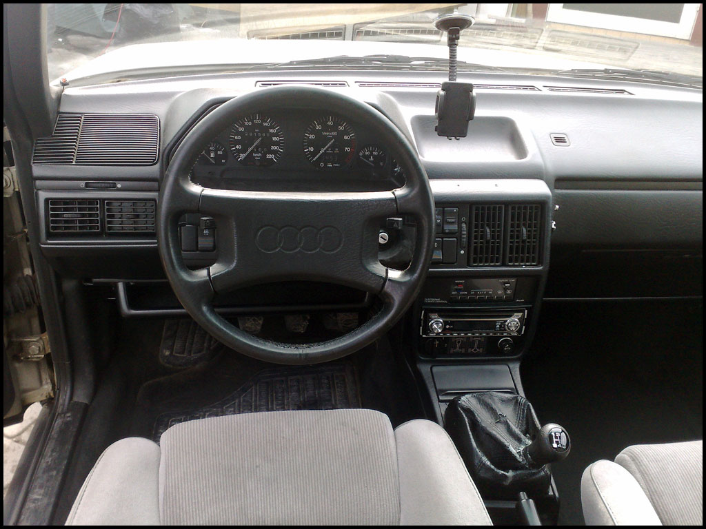 Audi 100