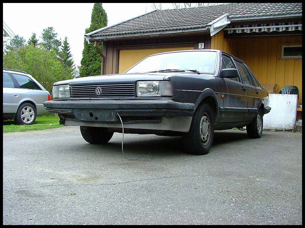 VW Santana