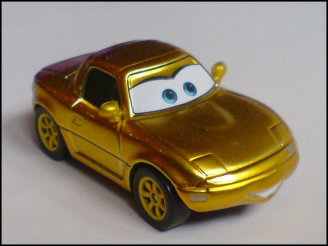 Gold Tia